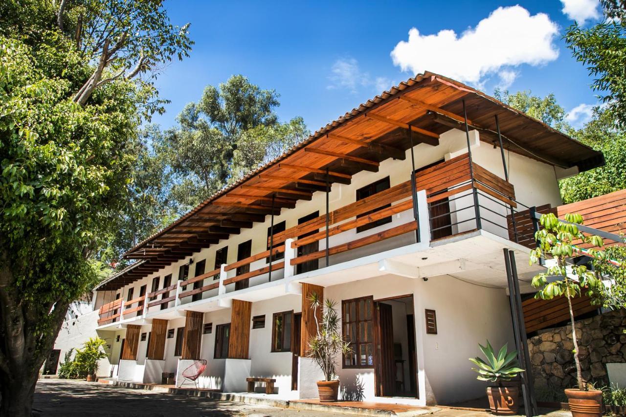 Meson De Valle Hotel Valle de Bravo Exterior photo